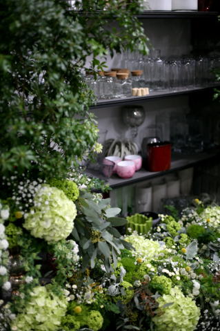 ウェディングディスプレイ　ojima flower